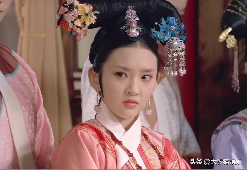 5位“笨蛋美人”天花板，苏有朋说的对，长得好看的演才不会被骂