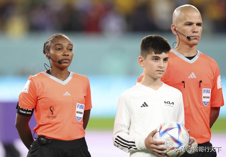 女裁判篮球比赛注意事项,女性裁判足球