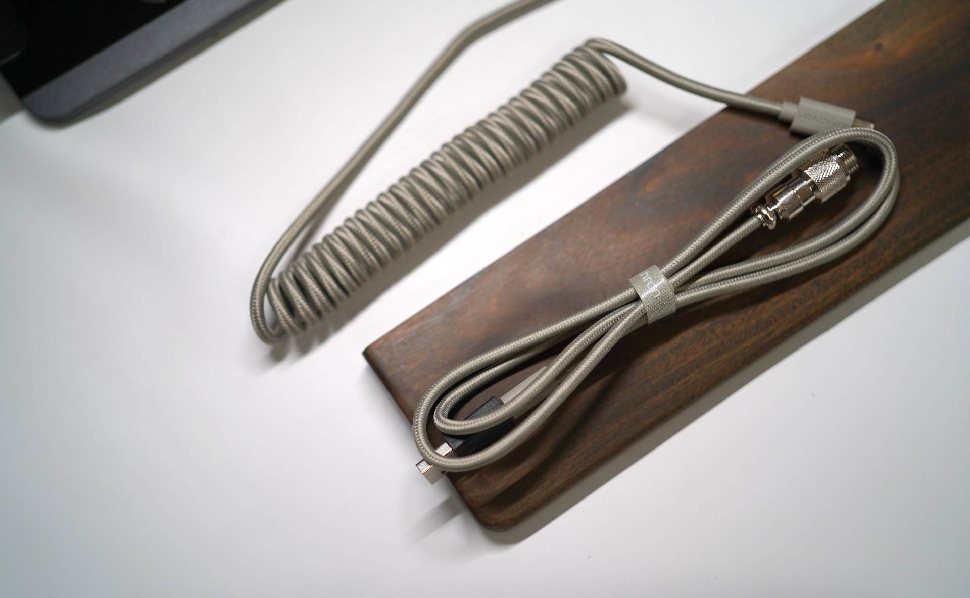 女神节别忘记给你的男人买束花,女神节忘记给老婆买礼物