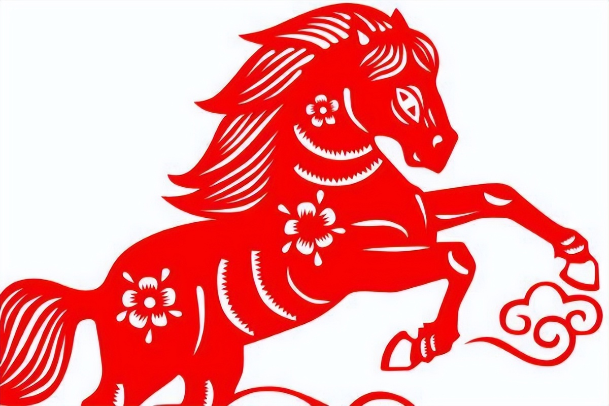 生肖马的每个季节的性格分析,生肖龙和生肖马的性格合适吗