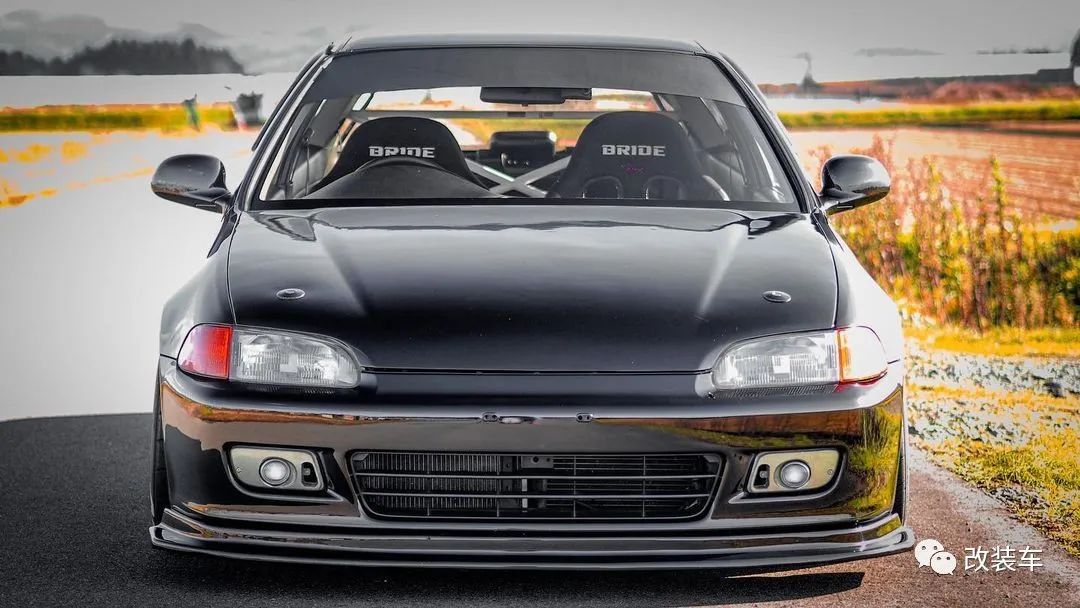 战斗范儿拉满的黑武士本田飞度GE和思域EG,兼顾素雅和张狂