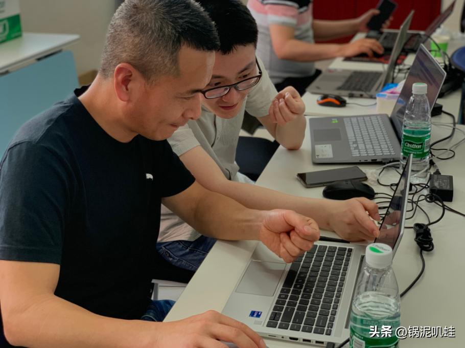 零基础去公司学软件开发,从流水线自学编程到年薪180万