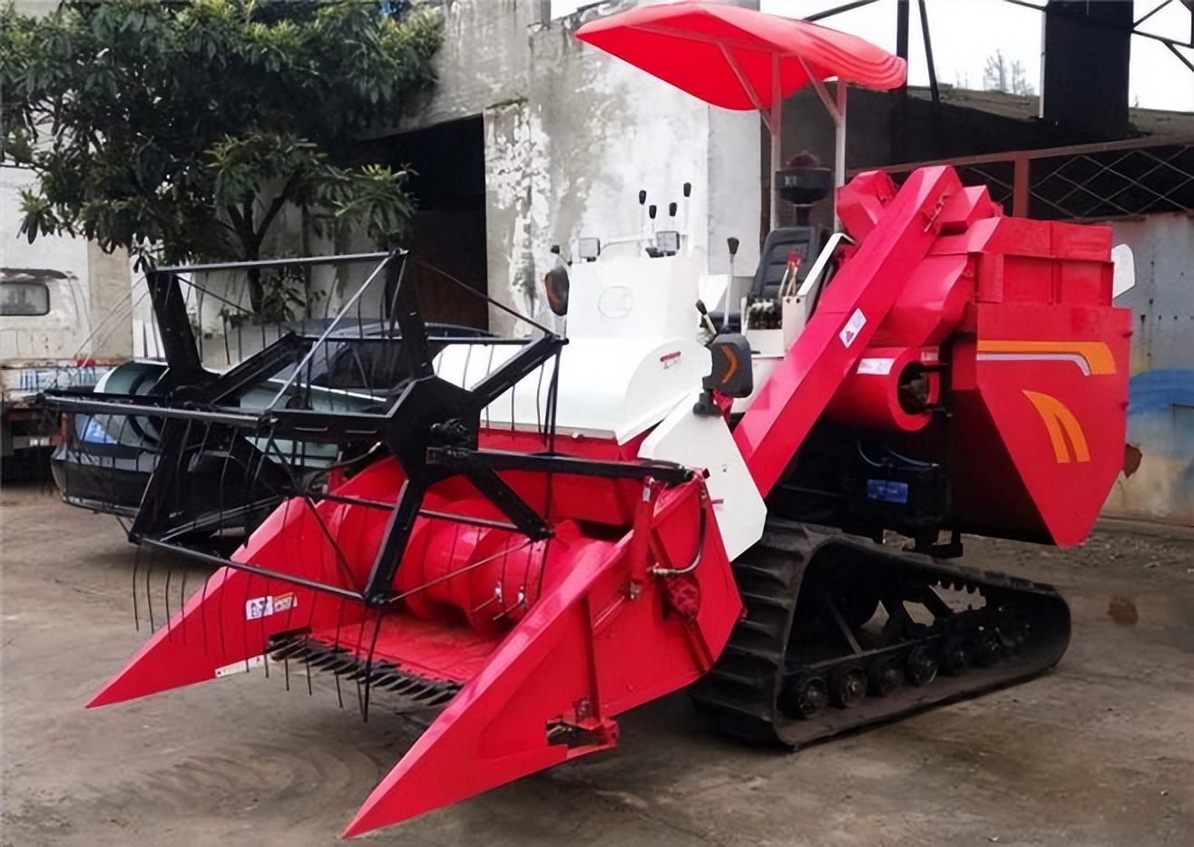 大型联合收割机价格是多少钱一台,十大品牌轮式联合收割机售价