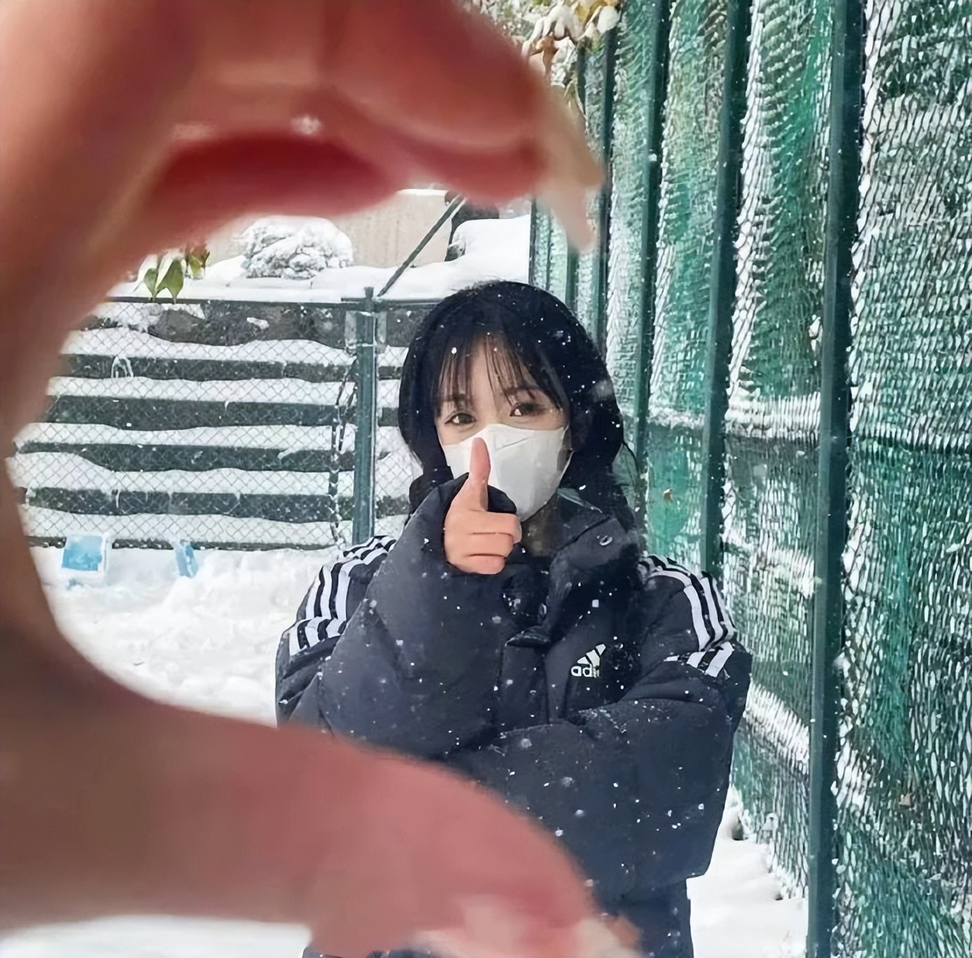 女生头像霸气高冷氛围感,仙气女头像真人氛围感超强