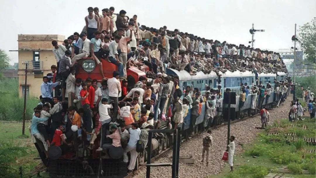 奇奇怪怪可可爱爱语录集,世界奇奇怪怪而你可可爱爱什么梗