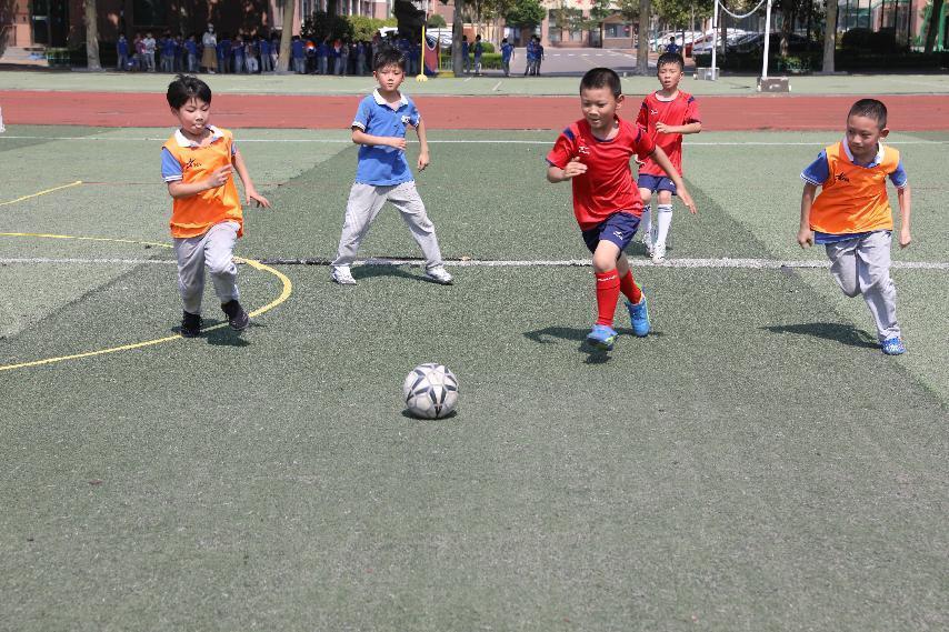 校园杯足球联赛开幕,足球联赛暨校园足球