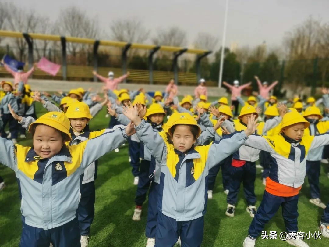 特色幼儿园嘉年华足球联赛,幼儿园足球嘉年华精彩瞬间