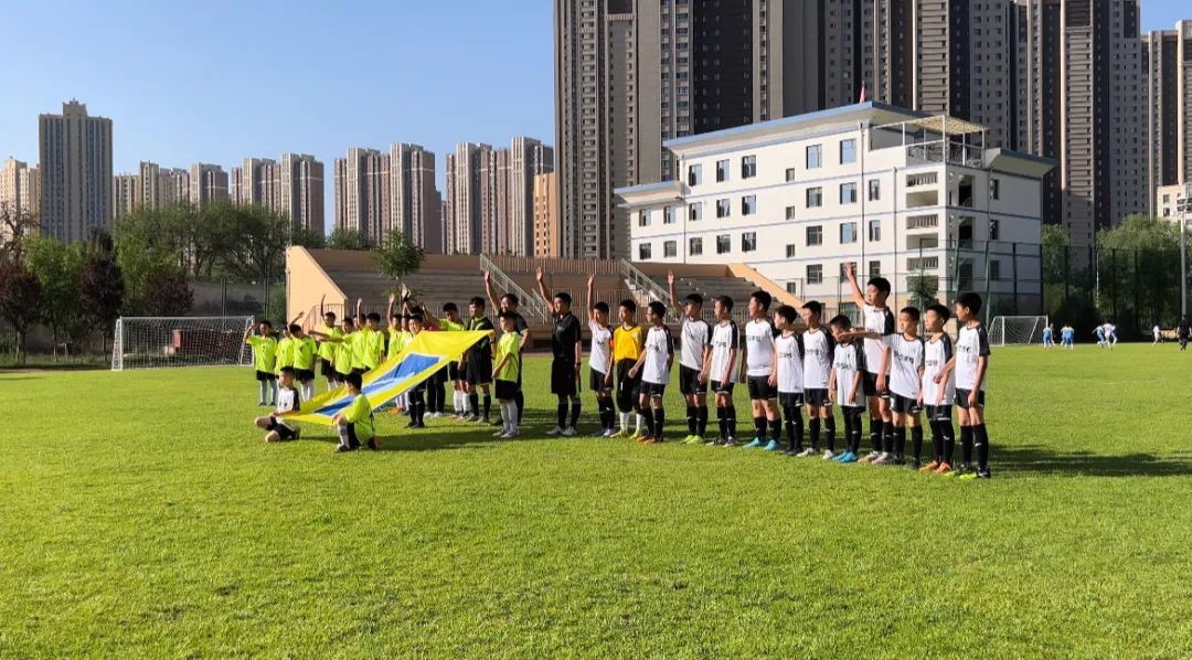 椹伴獘鐞冨満,椹伴獘杩愬姩璧涘満褰版樉闈掓槬椋炴壃