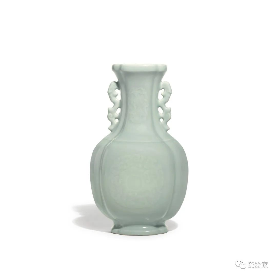 苏富比瓷器秋拍 (苏富比19年香港瓷器春拍)