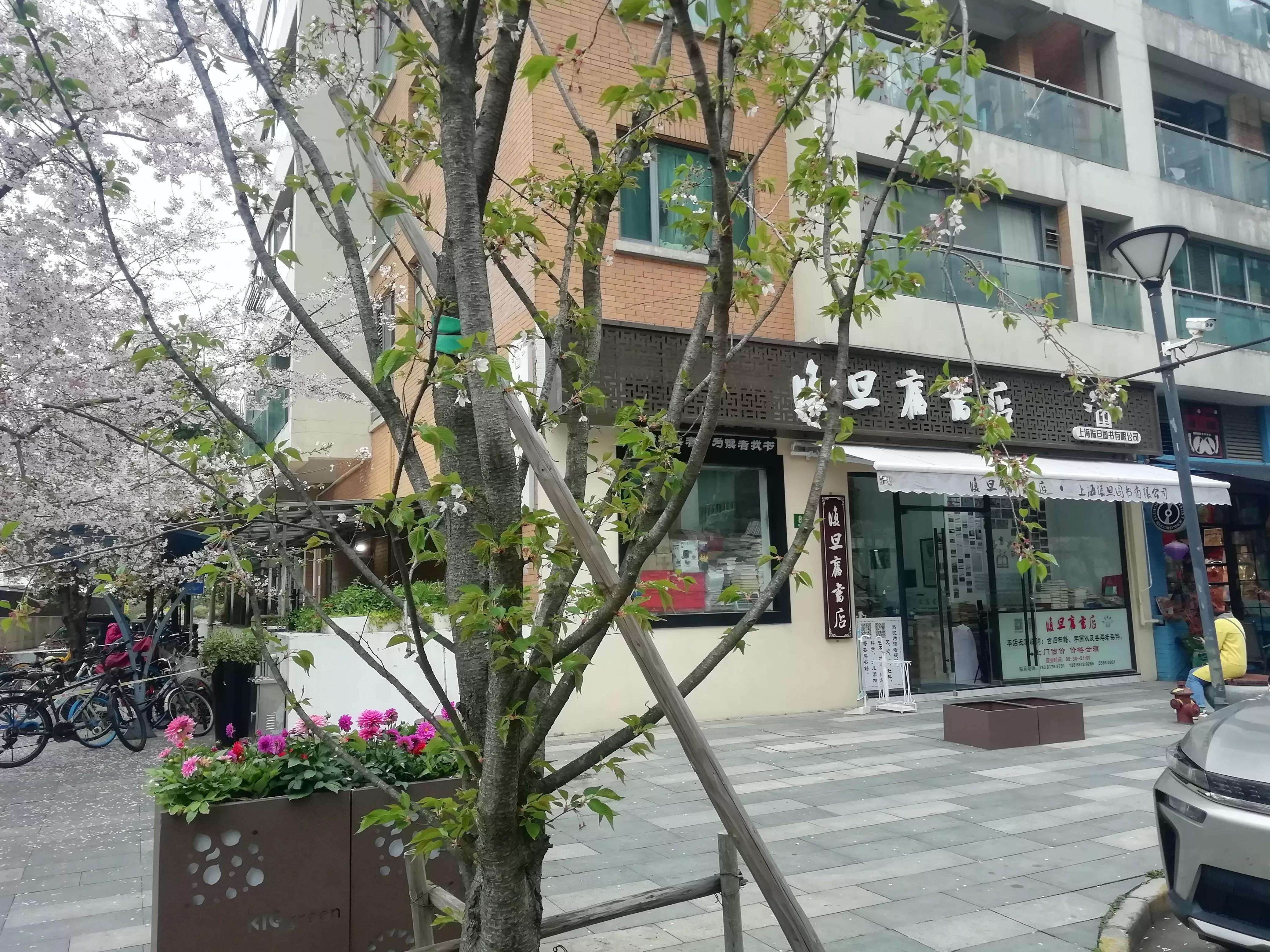 18岁那年为买《青春之歌》排队2次，人生之路由此飞跃