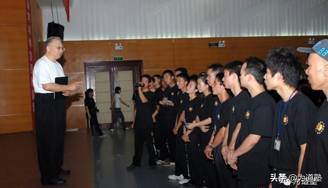 截拳道根在中国：李小龙弟子李恺师傅阐释截拳道精要（综合）