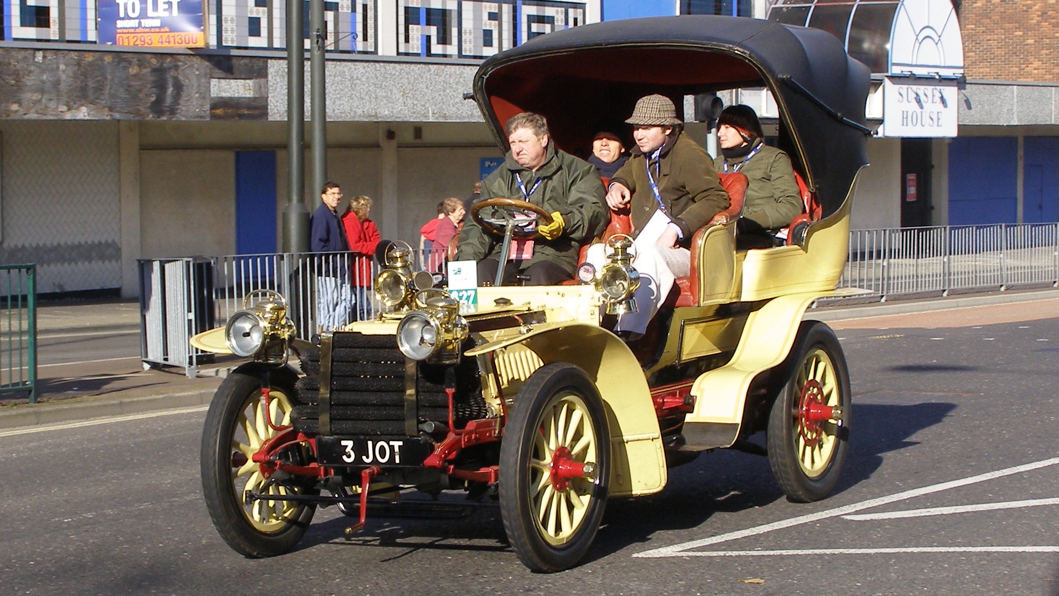 布加迪被大众收购吗,大众多少钱收购布加迪