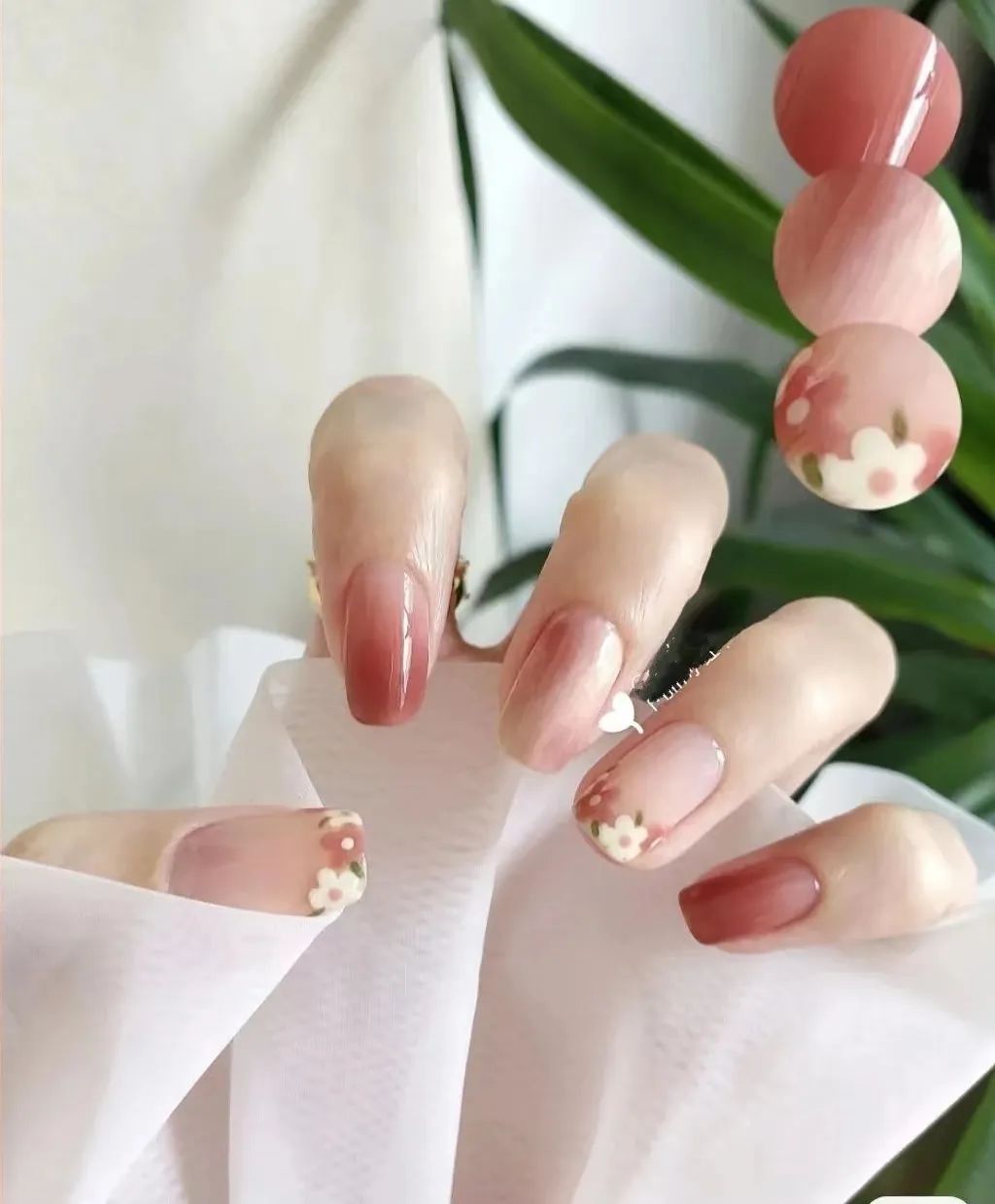 沈阳美甲化妆技术培训学校推荐,沈阳美甲高级感