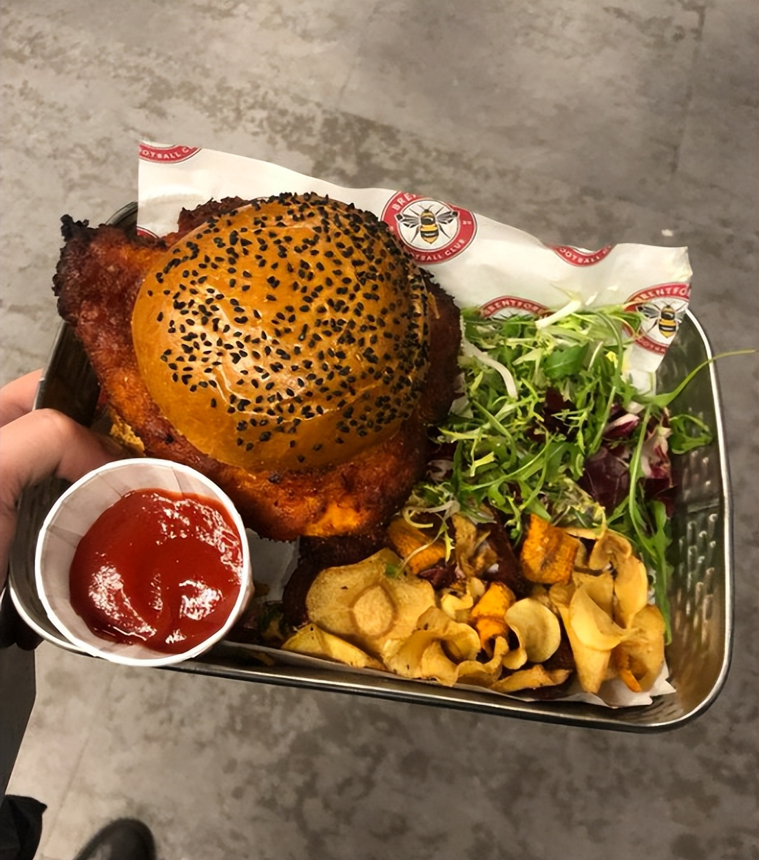 赶在英超大结局之前,看看哪个球场的餐食最好