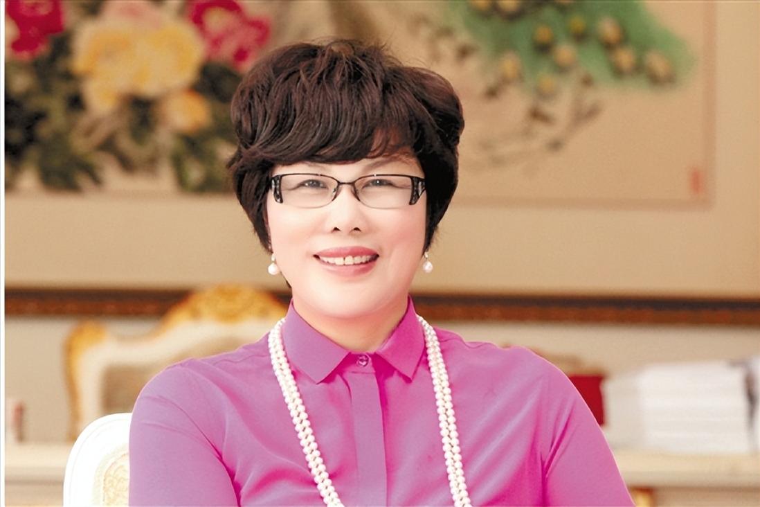 开拖拉机的陈爱莲,嵊州首富陈爱莲