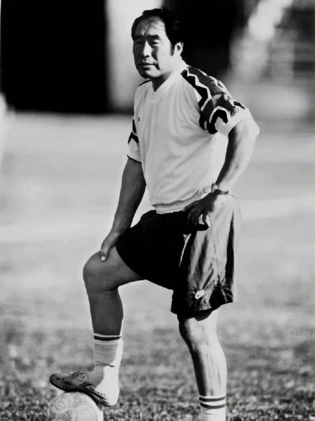 中原铁军部队,河南中原铁军足球