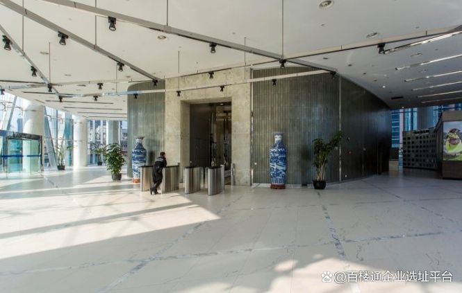 上海北外滩写字楼出租率低,上海北滨江写字楼租赁