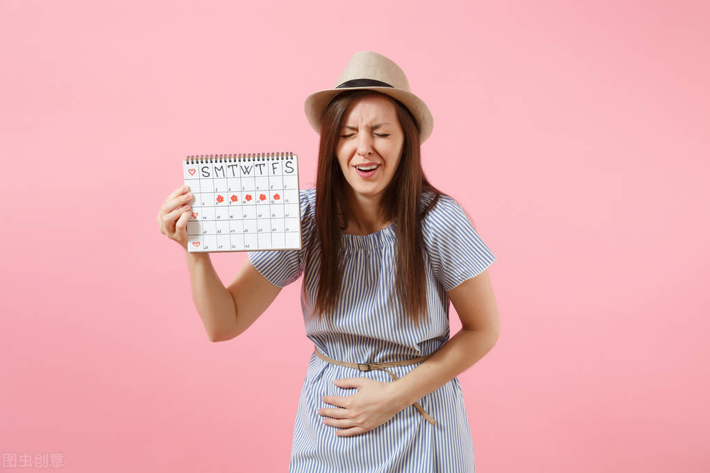 外阴肥大需要治疗吗,外阴一侧突然肥大还能自愈吗