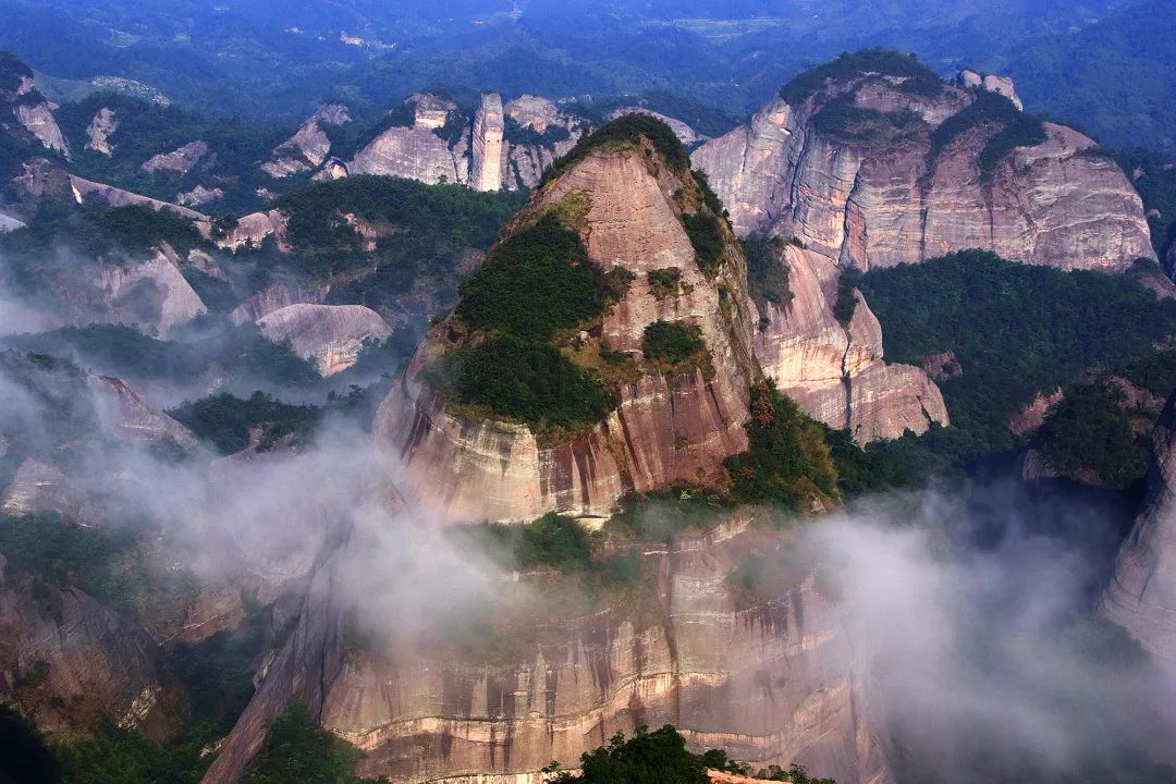 父爱如山如大海般深沉,父爱如山就是最伟大的爱