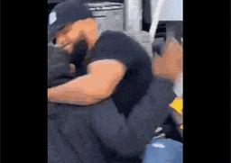 “反绑跪地”反转后，公知有点儿失心疯