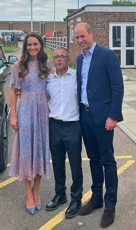 凯特王妃高贵不失优雅,凯特王妃穿着低调