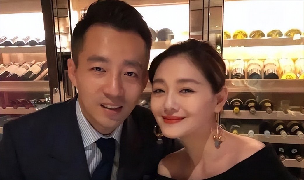 张兰回应与张颖颖合照曝光,张兰回应张颖颖照片被人利用