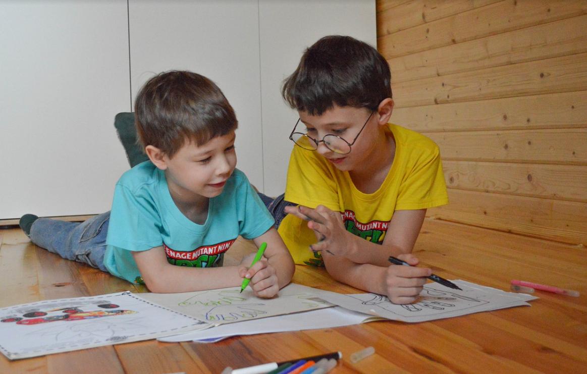 幼儿园孩子写字不会用力怎么教他,幼儿园孩子不会认字