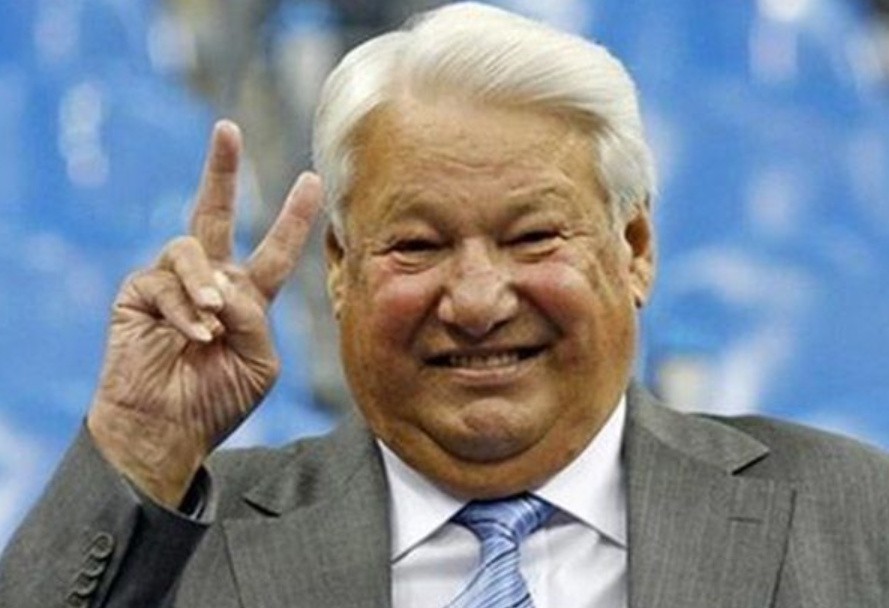 俄新书爆料：瞒着希拉里，叶利钦曾安排克林顿在克宫洗手间喝酒