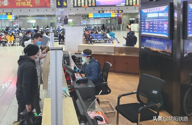 乘坐火车电话号码必须填自己的吗,乘坐火车想咨询什么电话