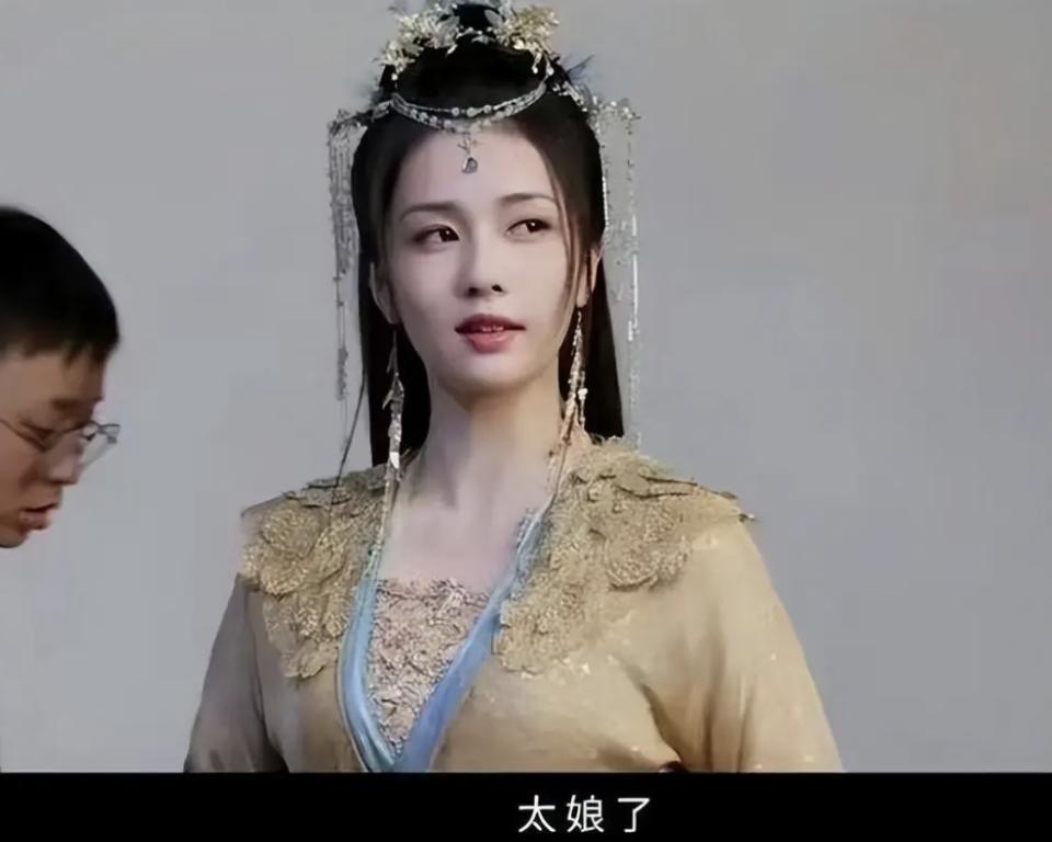 明明是女人，但却自称是“男人”，承认自己的性别有那么难吗？