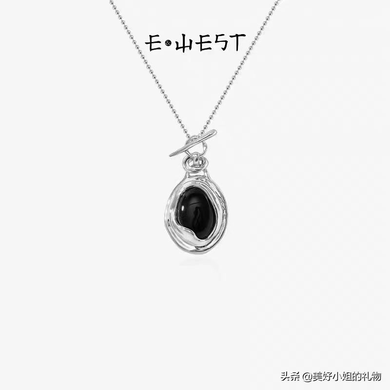 520礼物都有哪些,大牌珠宝首饰推荐