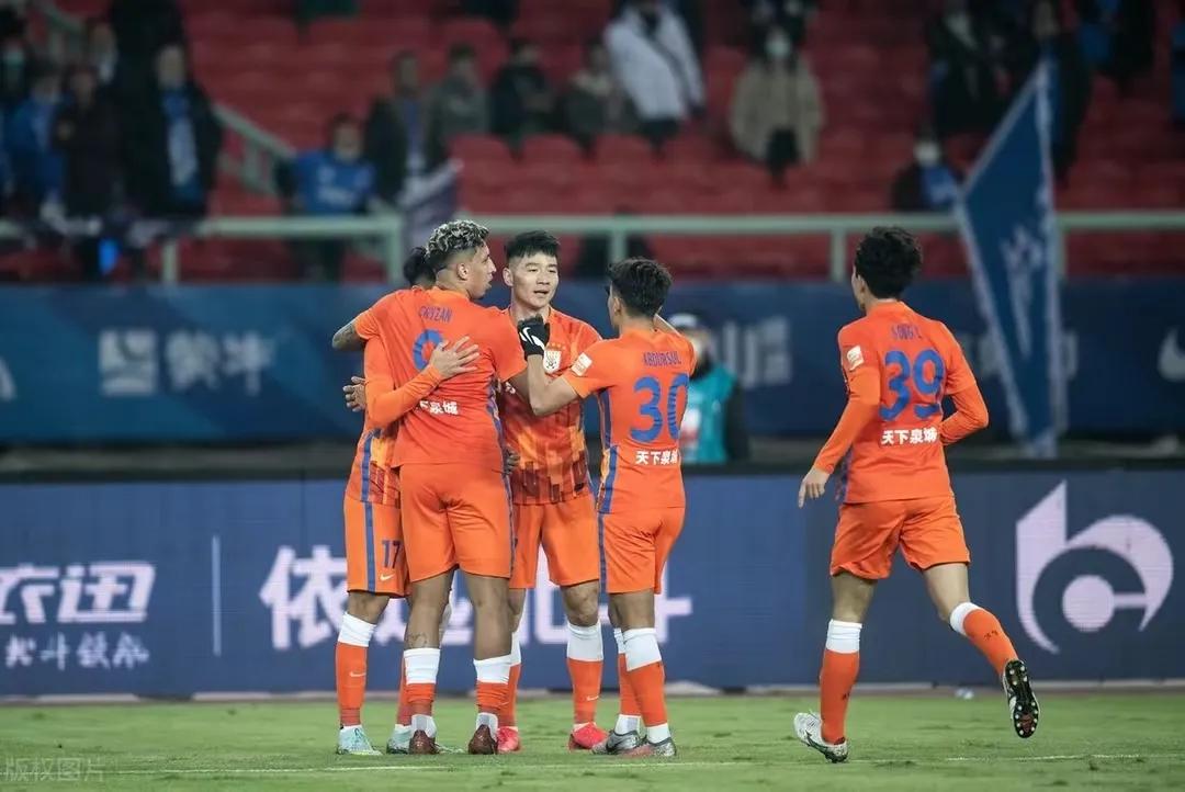 泰山队亚冠仍有逆转希望,泰山队卫冕