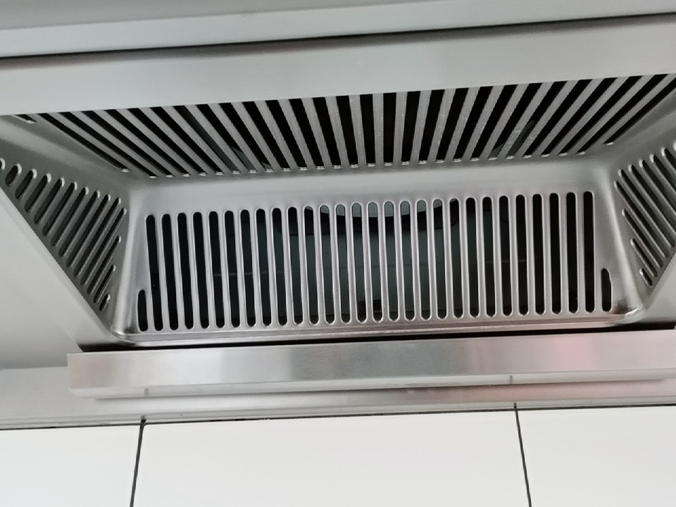 油烟机侧吸和集成灶哪个好用,油烟机用侧吸好还是集成灶好