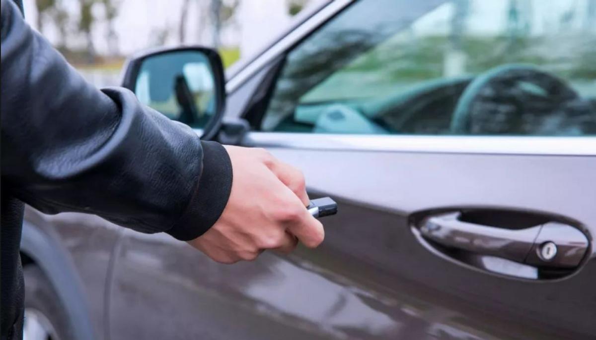 需要报废的汽车怎么处理,报废汽车卖到黑市国家怎么处理