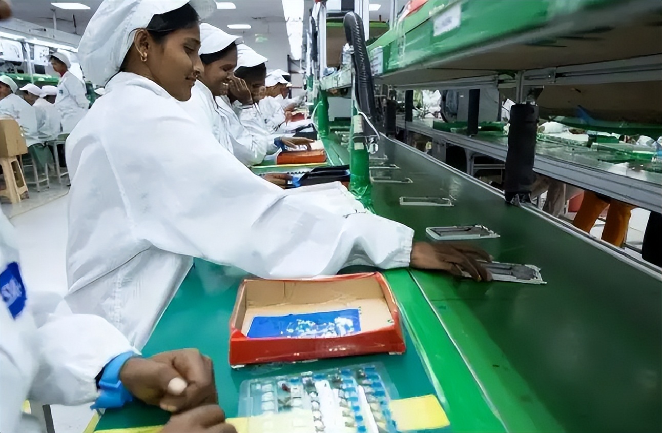 郭台铭说富士康随时转移生产基地,富士康郭台铭美国工厂现状