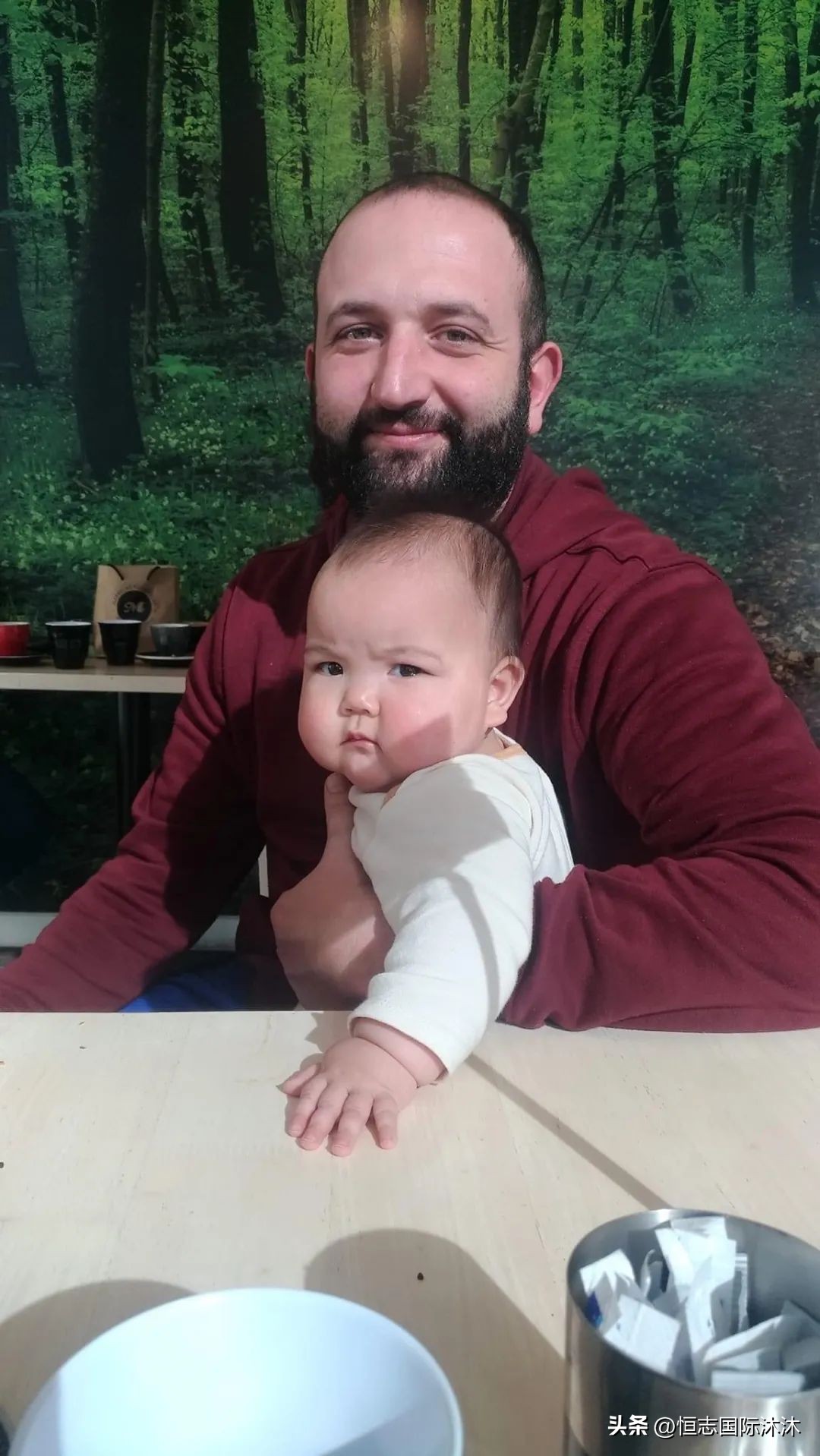 月嫂在国外比国内还吃香,月嫂出国挣得多吗