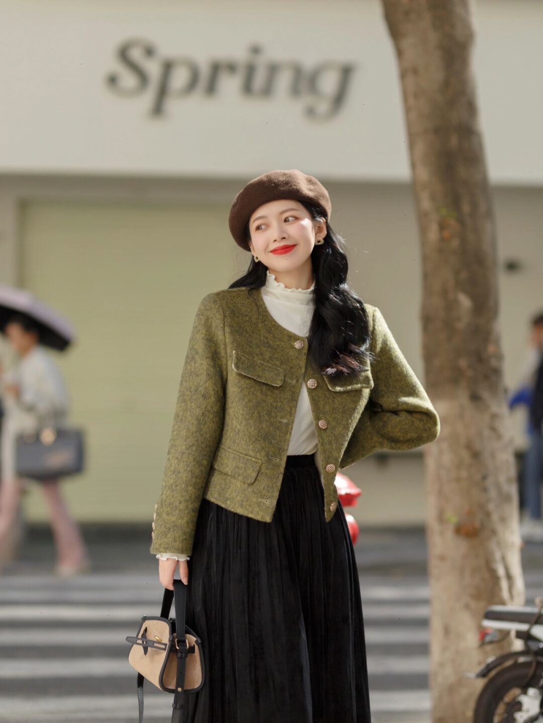 职场OL冬季离不开“羊毛西装”，借鉴这组搭配，日常通勤也很时髦