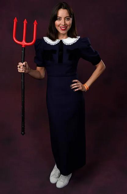 新一波的女明星撞衫来了,明星撞衫2022年版谁穿得最好