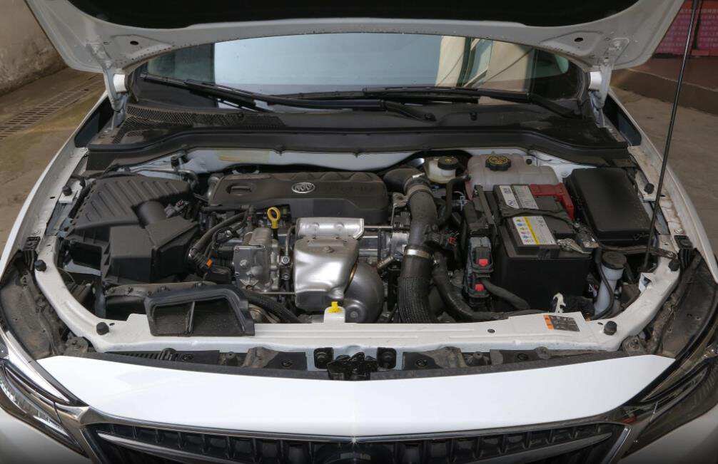 别克终于开窍了，英朗降至7万多起，全系自动挡，好开又省油