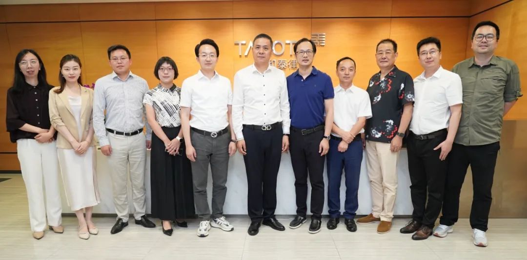 重庆坤源衡泰律师事务所专职律师,重庆坤源衡泰律师事务所简介