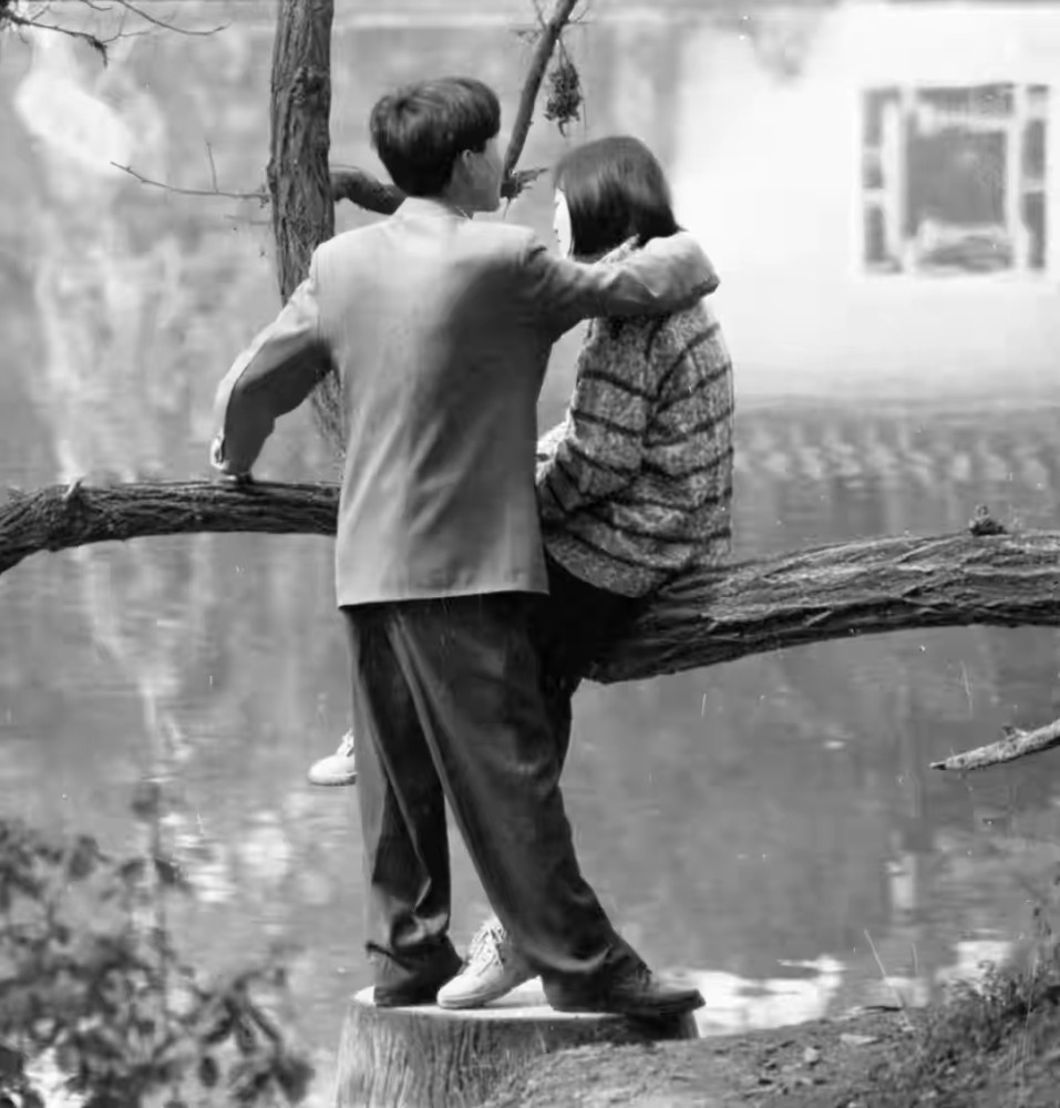 河北男子捅杀妻子的情夫获死缓,大案纪实男子杀妻埋地下二十年