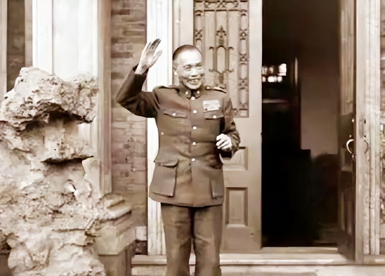 李宗仁得知，毛主席用12万美元买下他的假货后，为何连呼：识货