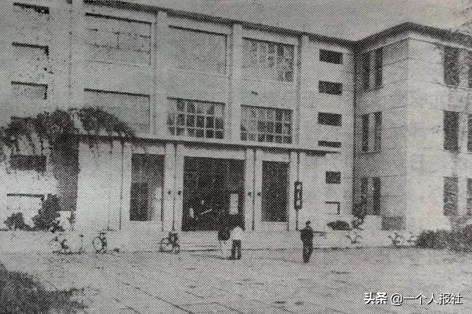 五四精神薪火相传青春逐梦新时代,五四精神薪火相传激扬青春献祖国