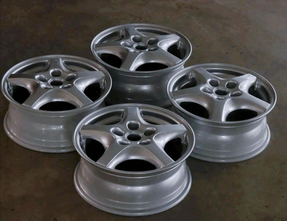 12款经典gl8车身翻新,怪兽修车老车翻新