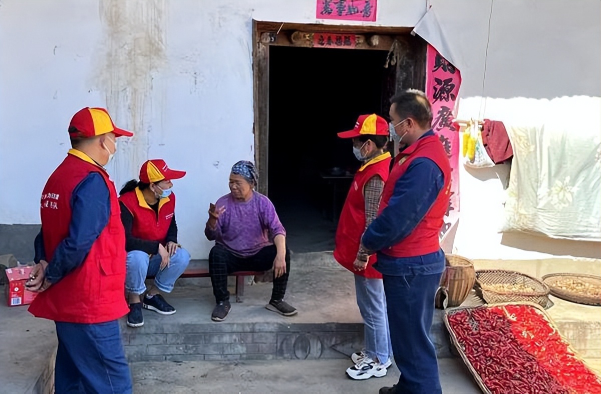 电网公司重阳节慰问离退休干部,电网重阳节