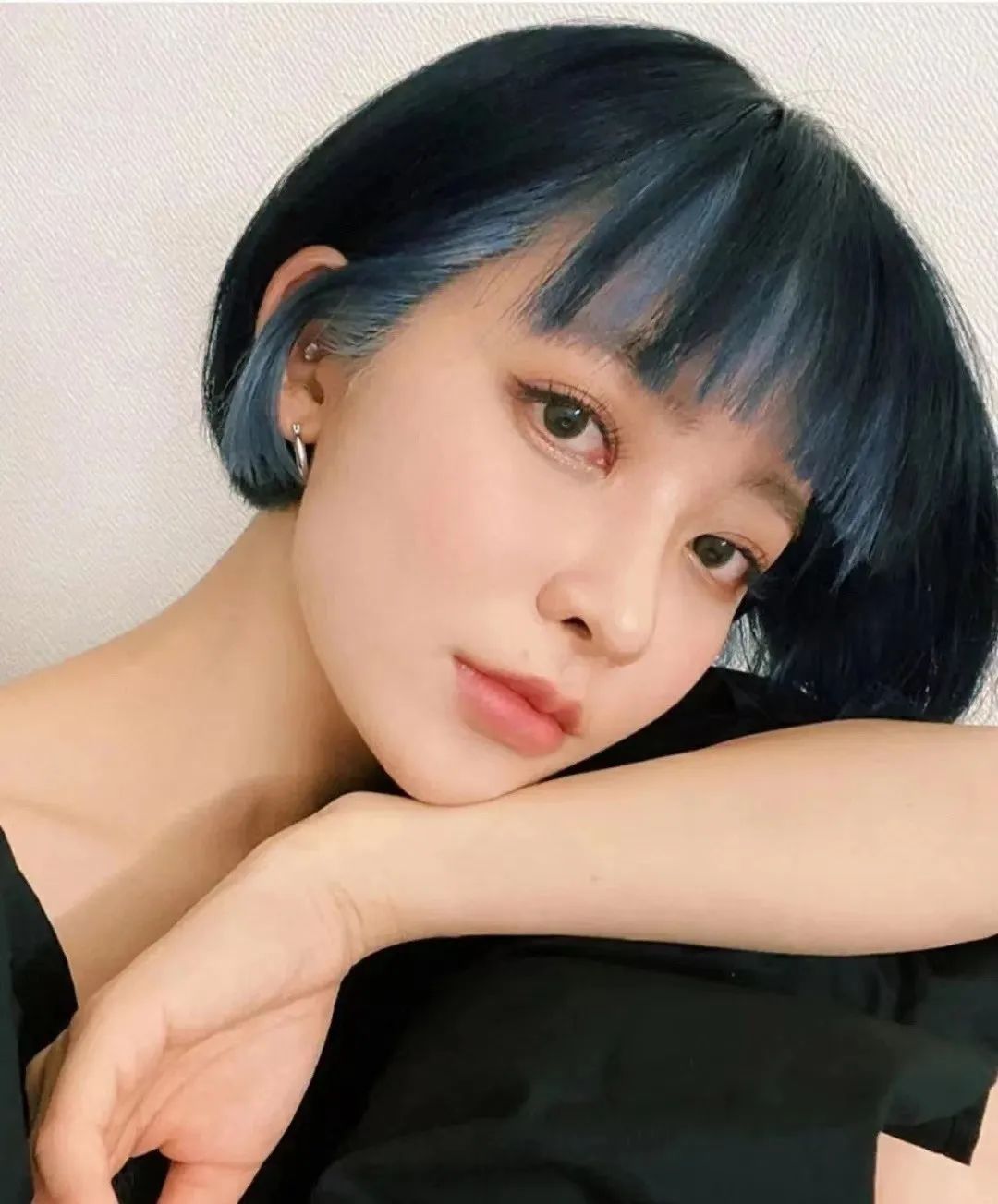 刘海染后想染回统一的发色怎么染,最近流行的刘海染法