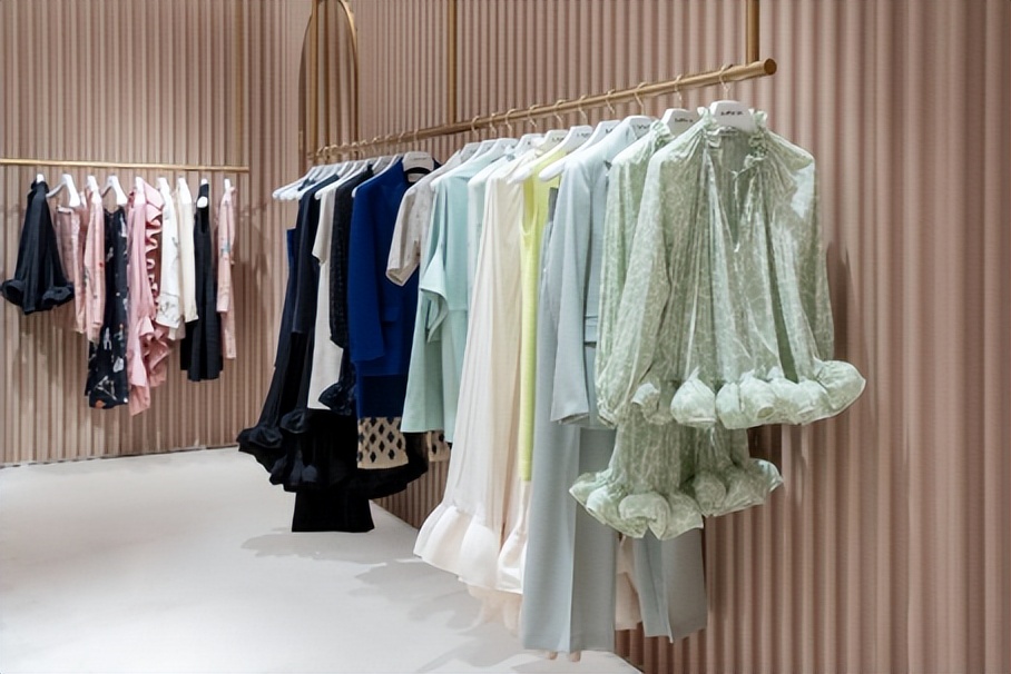 LANVIN南京德基广场精品店邀您共赴「与爱之约」