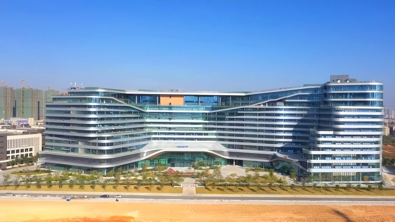 深圳智造闪耀世界杯赛场,中国led显示屏闪耀世界