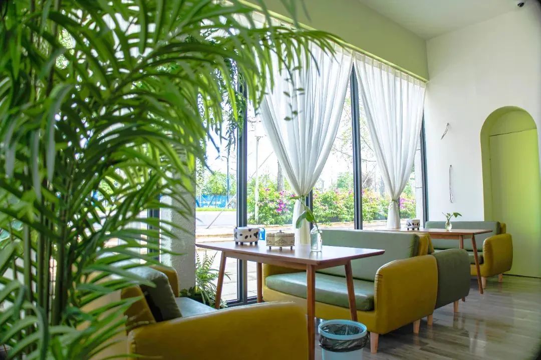 亚蓉欧国家商品馆值得一去吗,双十一狂欢购物攻略