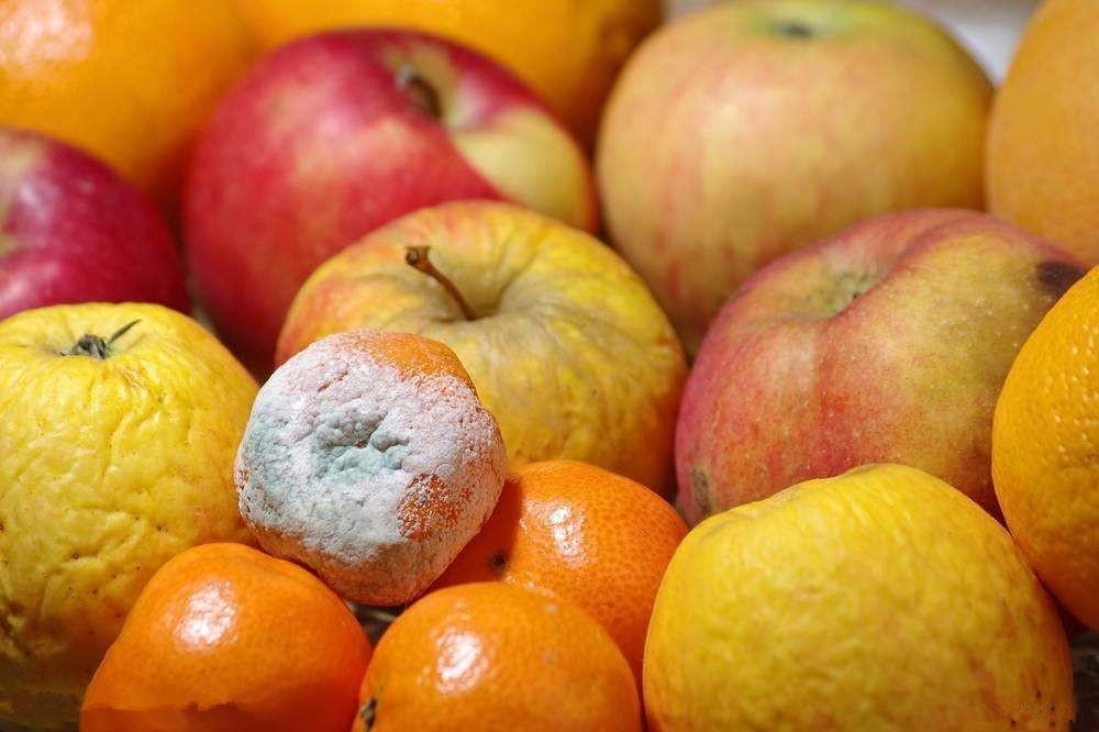 荔枝被医学定为致癌危险水果吗,这四种水果被列入致癌的黑名单